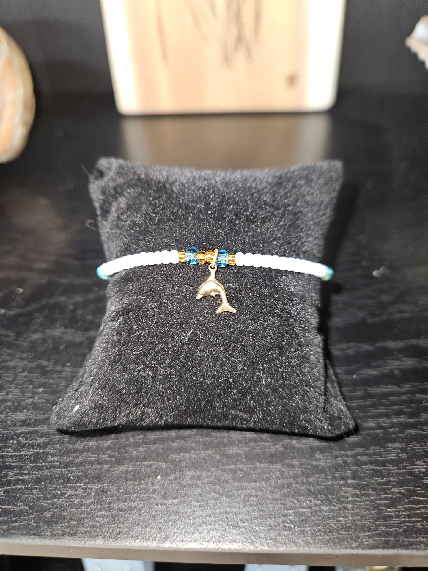 Bobbies' Jewels Handmade White and Blue Dolphin Bracelet