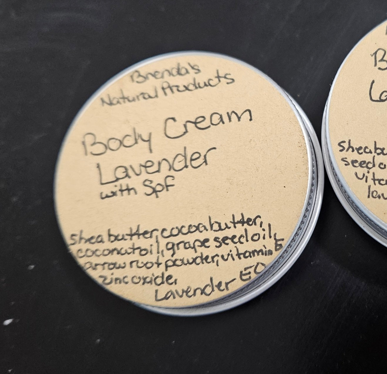 Brenda's Natural Products: Lavender Body Cream Tin with SPF Protection (Large)